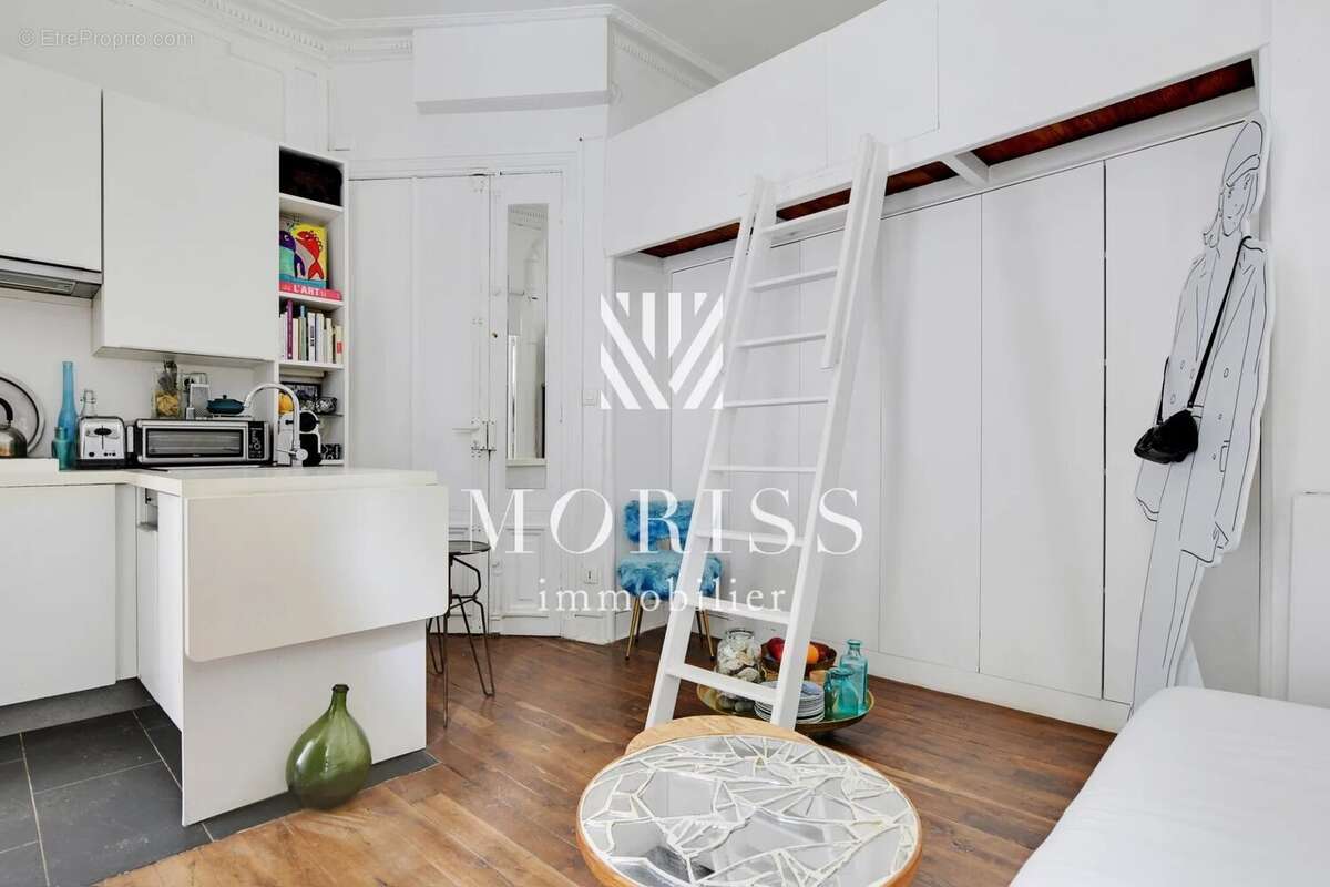 Appartement à PARIS-18E