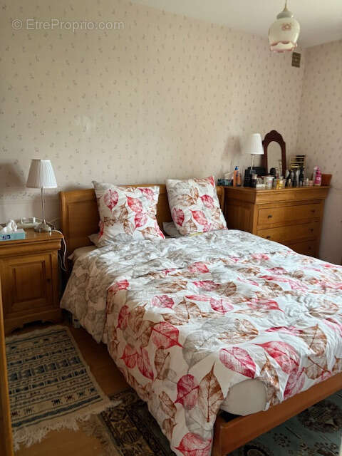 Maison à AMBRIERES-LES-VALLEES