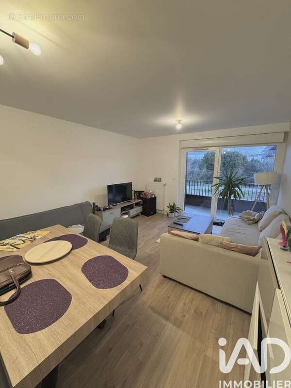 Photo 2 - Appartement à VEZIN-LE-COQUET