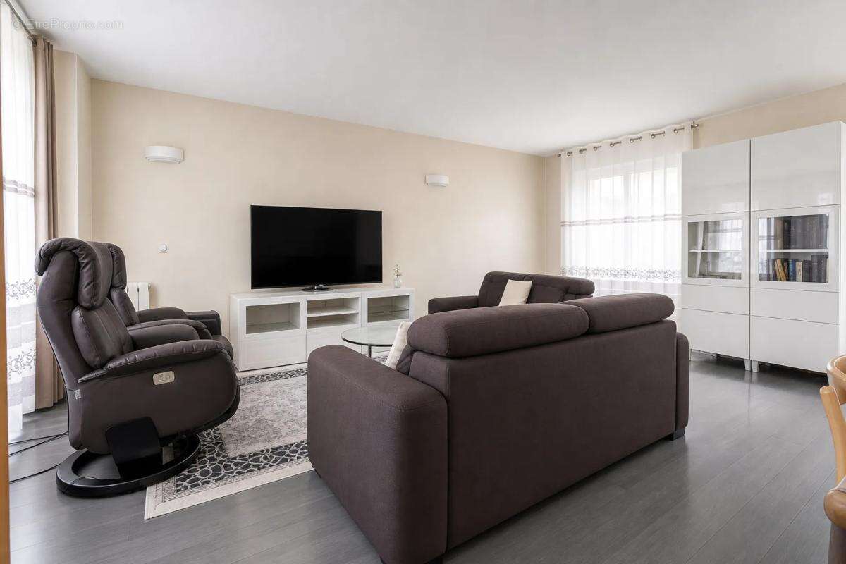 Appartement à STAINS