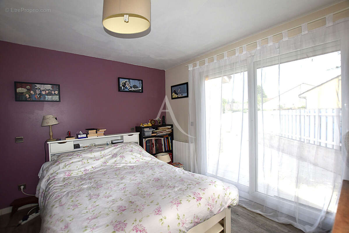 Maison à COMBS-LA-VILLE