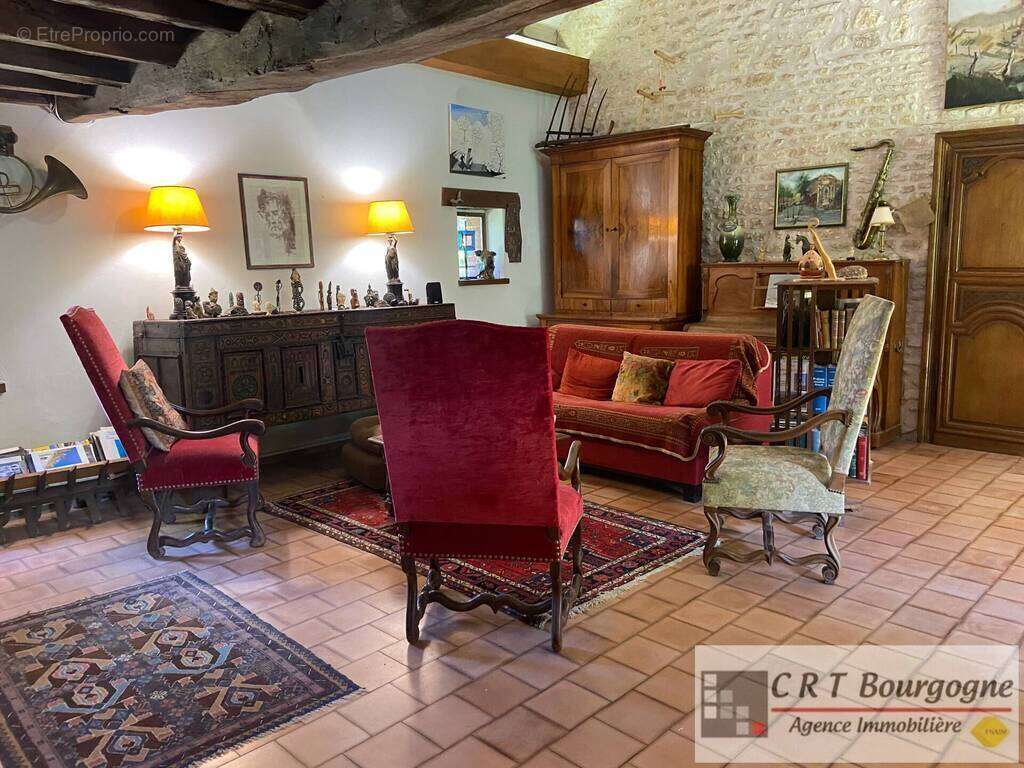 Maison à SAINT-MAURICE-LE-VIEIL