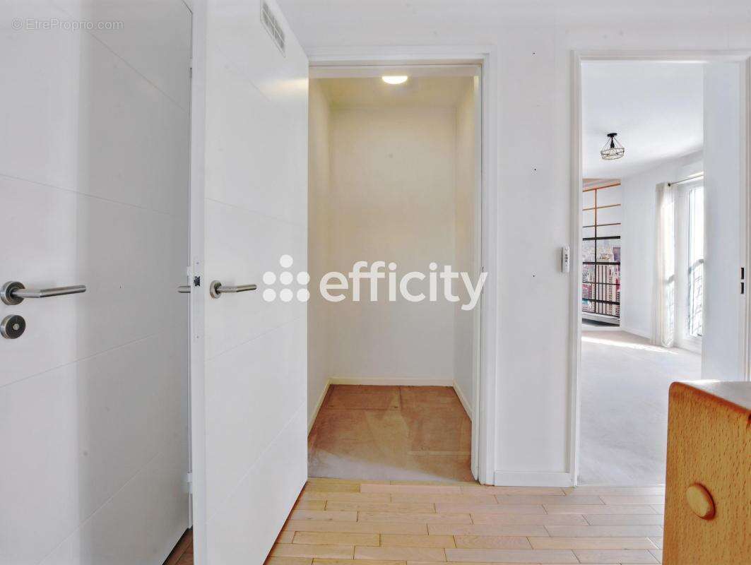 Appartement à SAINT-OUEN