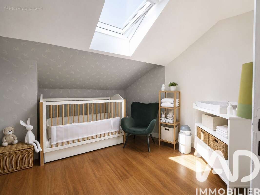 Maison 170 m² à Bagnolet  - photo 5