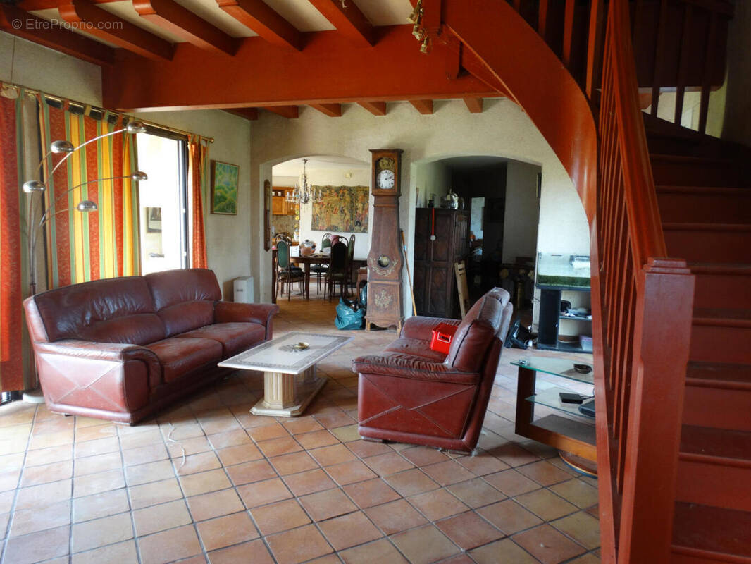  Salon  - Maison à LABASTIDE-MURAT