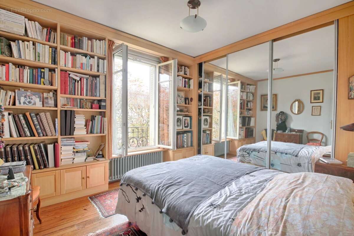 Maison à SAINT-MAUR-DES-FOSSES