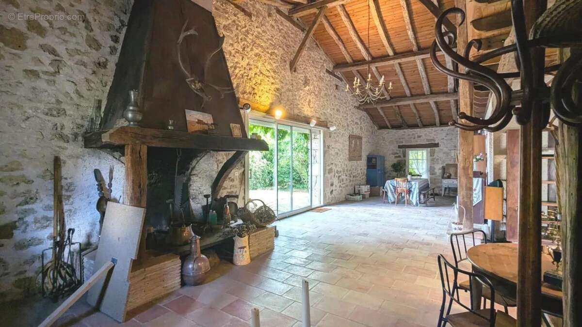 Maison à FOULAYRONNES