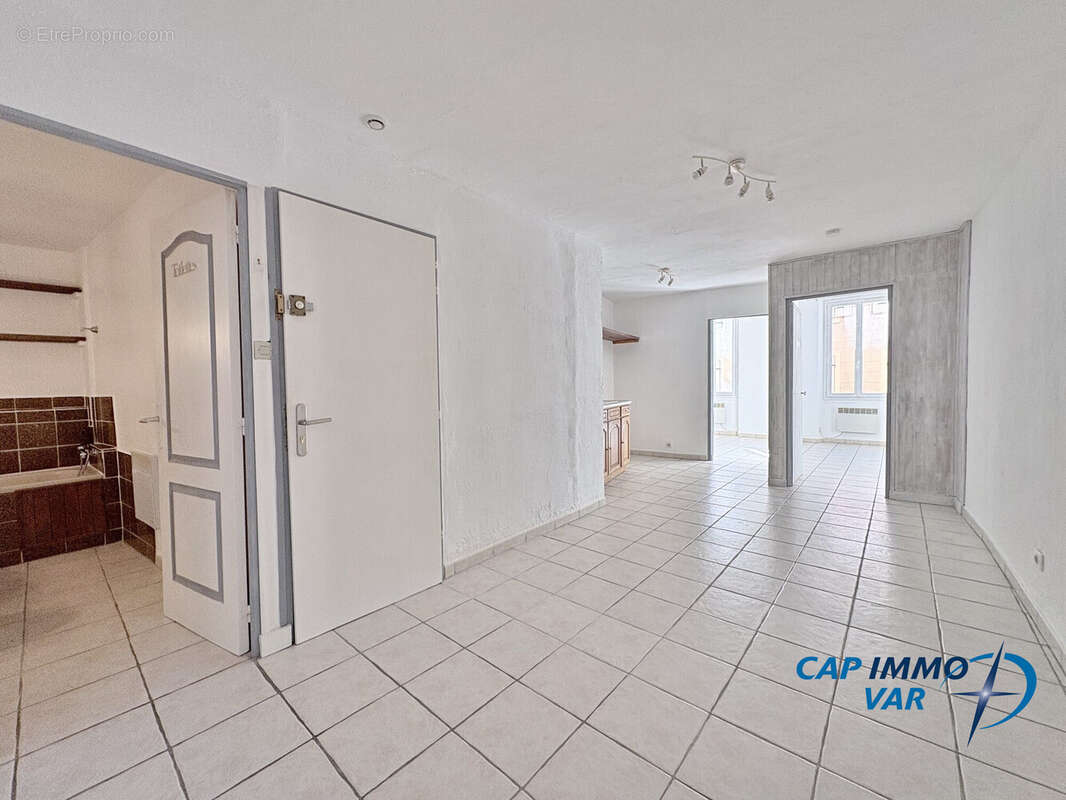 Appartement à LE BEAUSSET