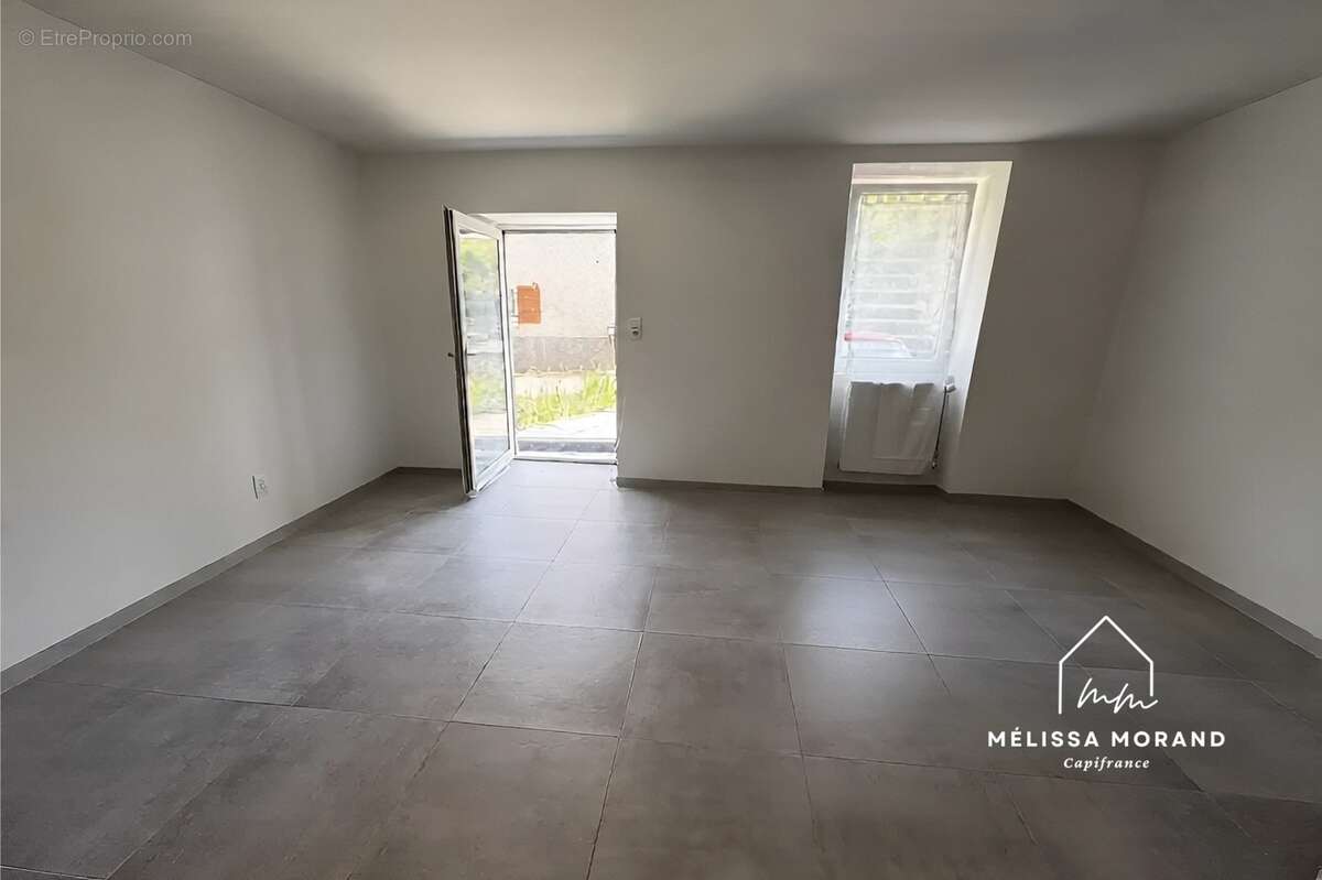 Maison d'habitation rénovée à vendre 7 pièces THUSY (74), terrain de 1ha 40a 83ca - photo 16