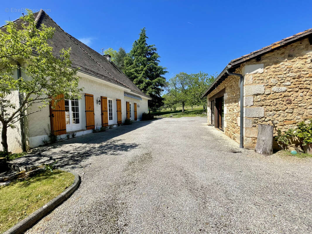Maison à VILLAMBLARD