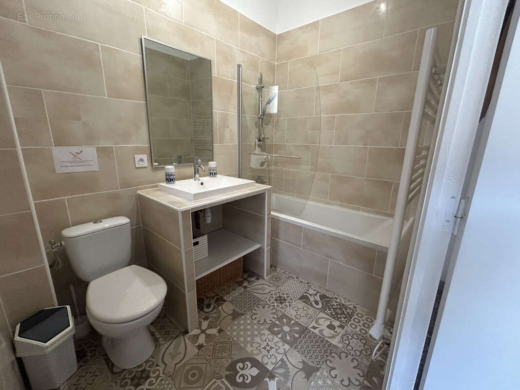 Maison de maître - 188 m2 - 6 pièces - photo 24