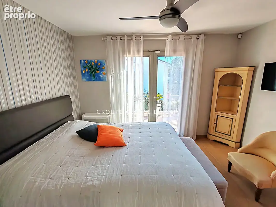 A vendre villa 7 pieces 4 chambres piscine appartement independant proche centre ville et bord de mer a saint aygulf - photo 13