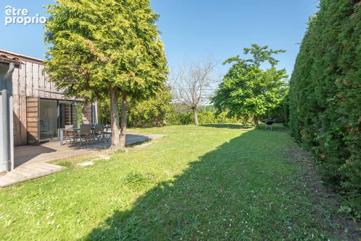 Maison renovee 115 m2 - 3 chambres - calme - photo 17