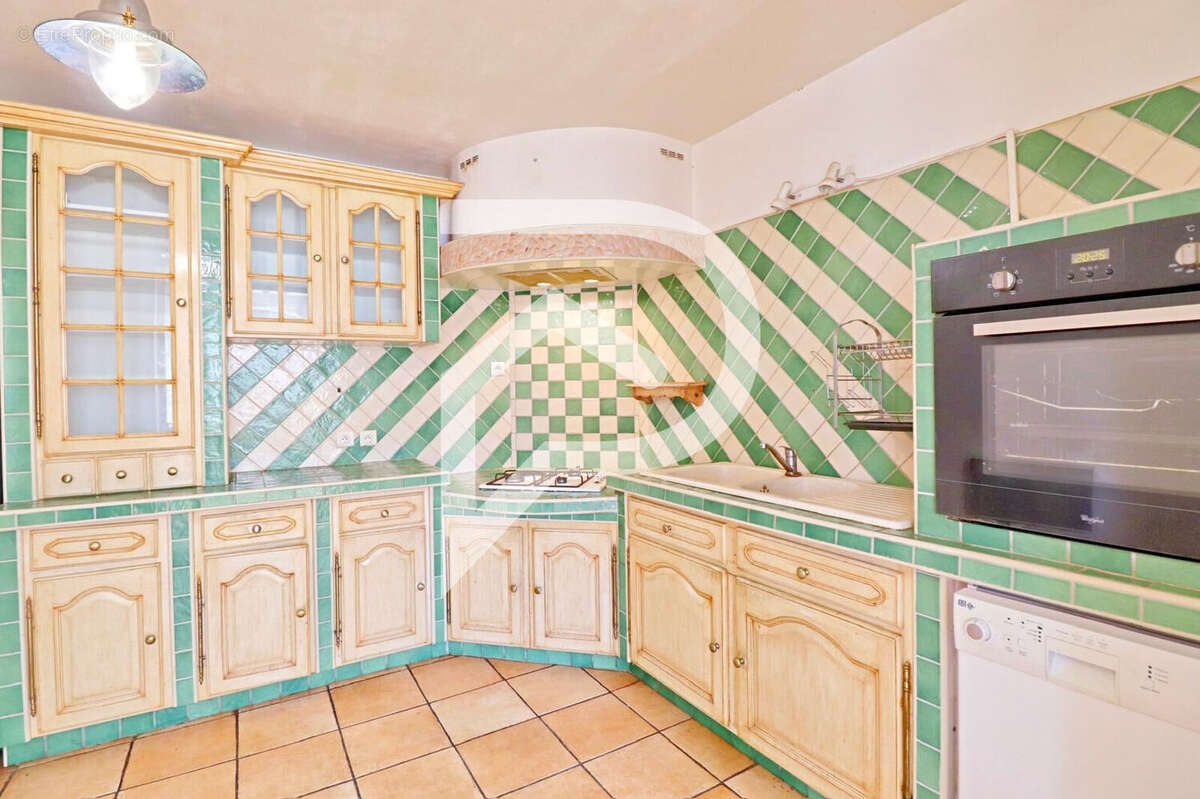 Appartement à VINON-SUR-VERDON