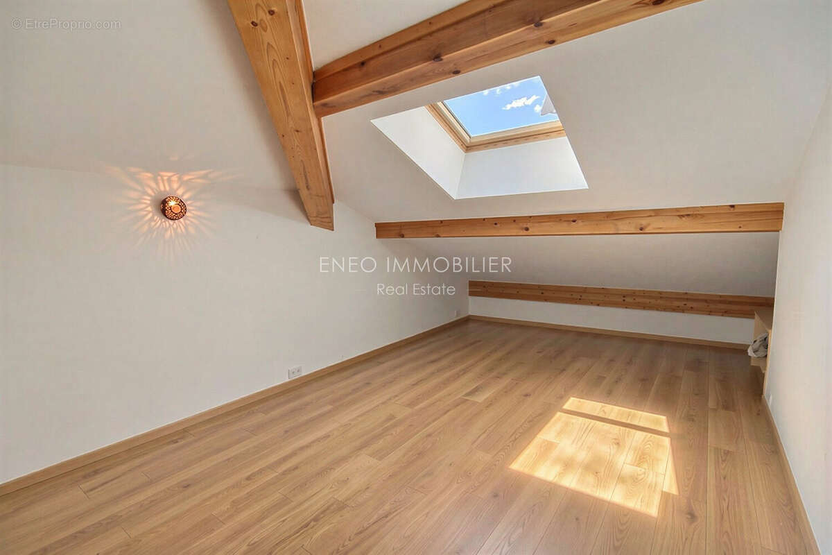 Appartement 73 m² à Bourg-Saint-Maurice  - photo 5