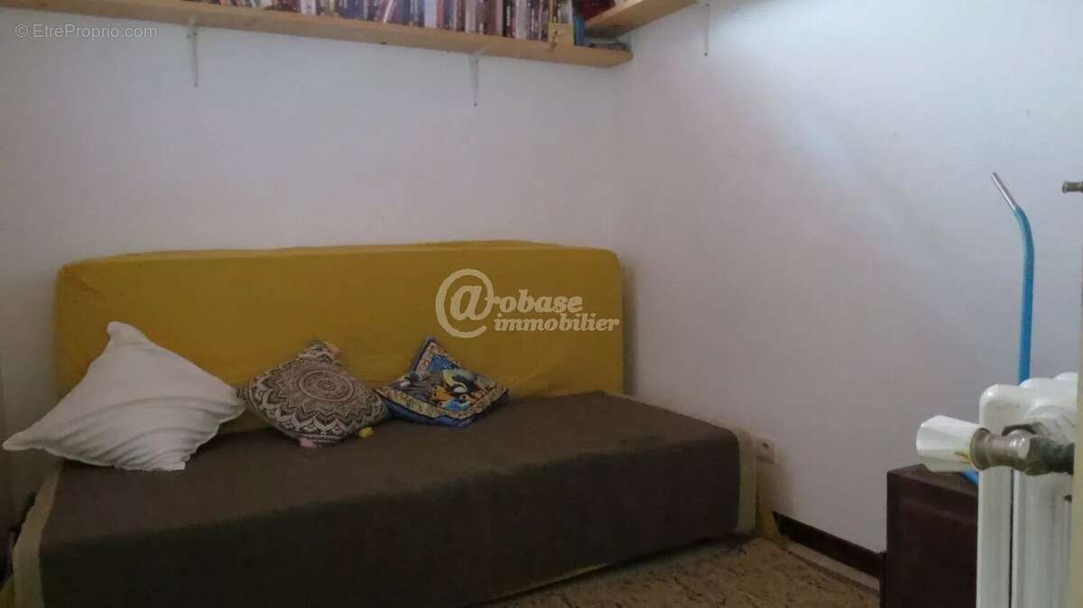 Appartement à MARSEILLE-5E