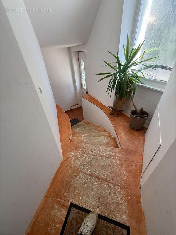 Maison à LE CAYLAR