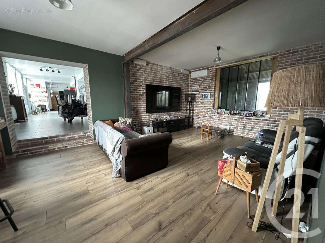 Maison 150 m² à Montbrehain  - photo 3