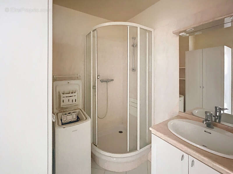 Appartement à MONT-SAINT-AIGNAN