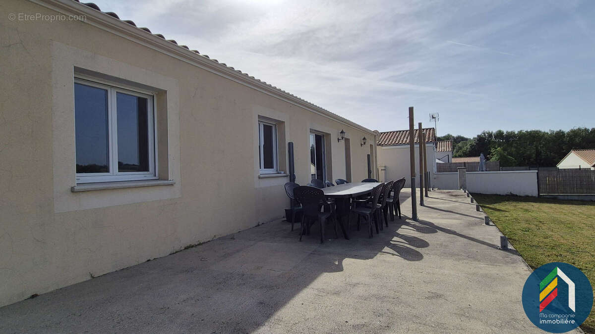 Maison à REAUMUR