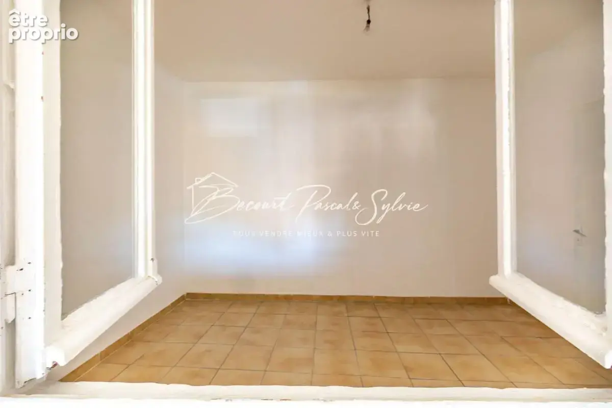 Grand garage, 3 chambres et projet de rénovation : à vous d'écrire la suite - photo 5