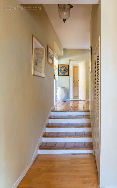 Maison à JONQUERETTES