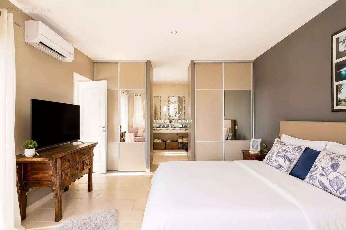 Saint-Cyprien : une adresse, une villa bien conçue - photo 7