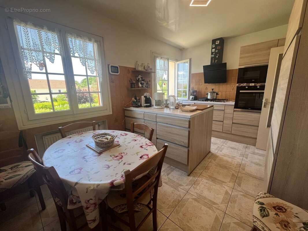 Maison à RAMBOUILLET