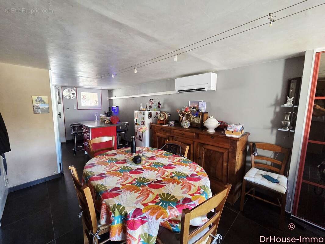 Maison 109 m² à Fleury  - photo 16