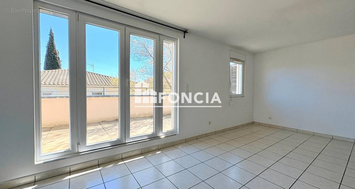 Appartement à PERTUIS