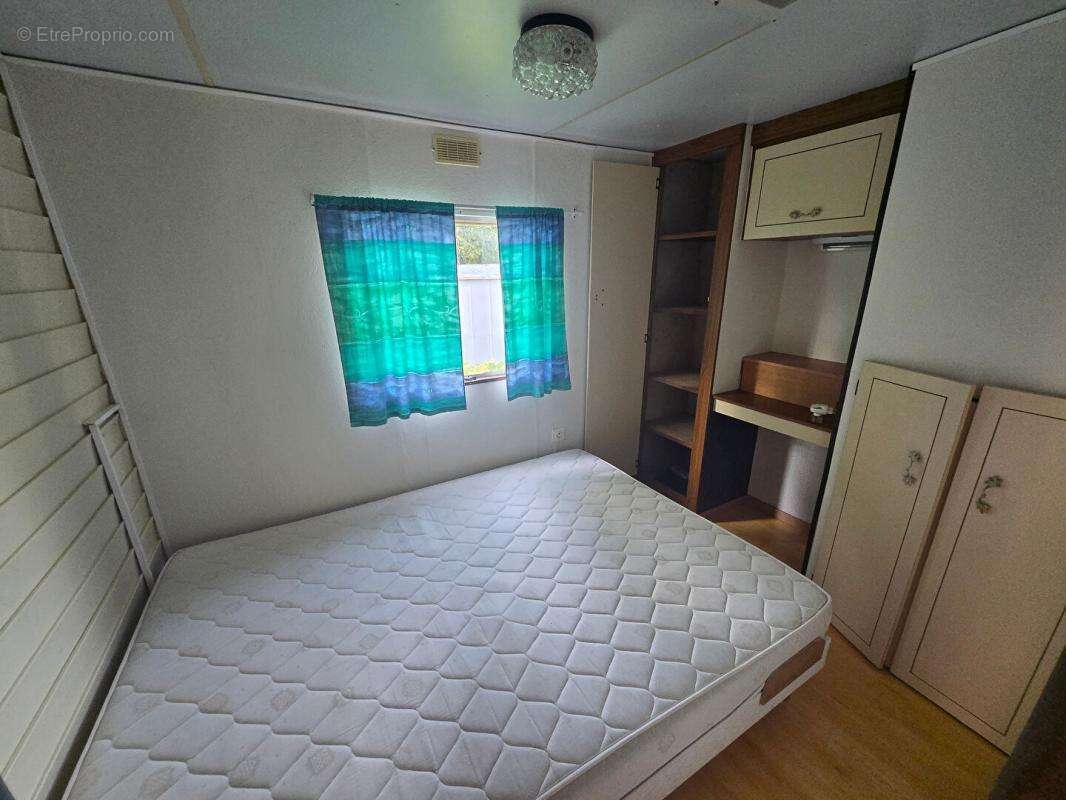 Terrain à PLOUHINEC