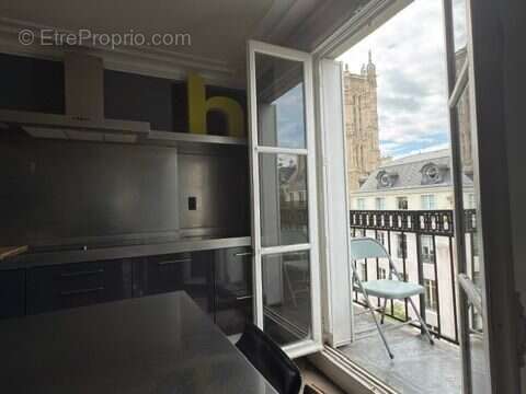 Appartement à PARIS-4E