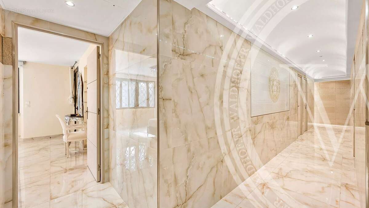 Maison à CANNES