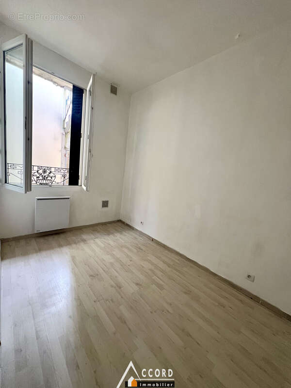 Appartement à SARTROUVILLE