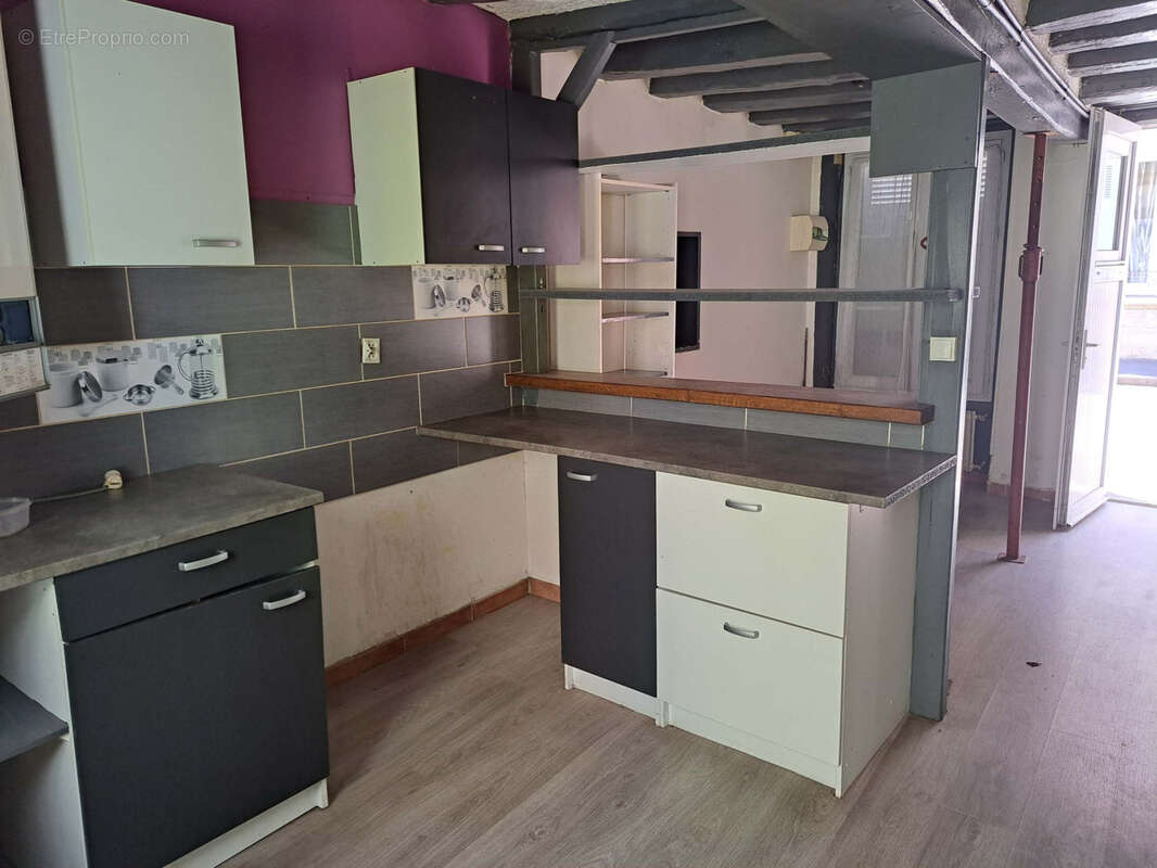 Maison à SAINT-CALAIS