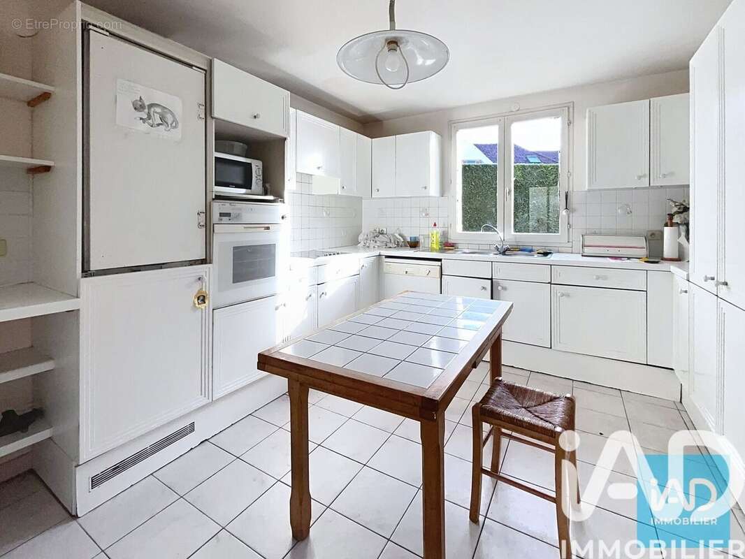 Photo 8 - Maison à LOUVECIENNES