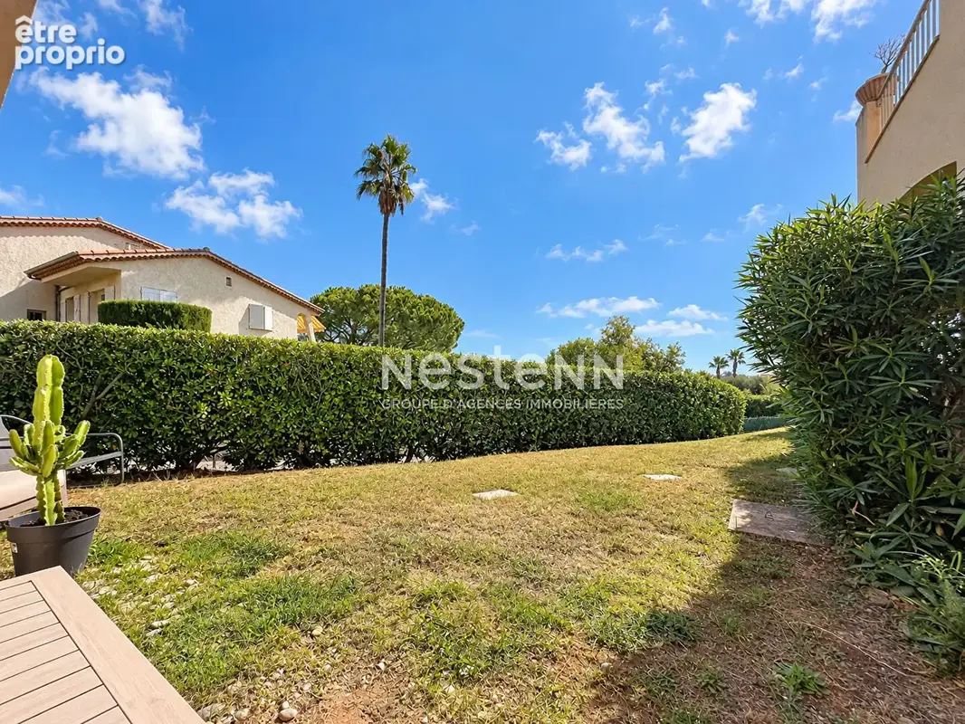 Golfe-Juan - 2P - 40m² - Rez-de-Jardin 96m² - Vue mer - Garage - Sud - photo 10