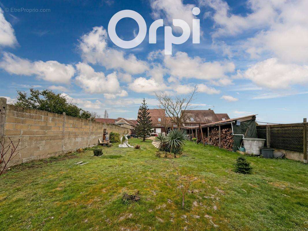 Maison à FRANCIERES