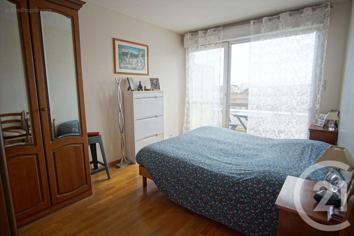 Appartement à CHOISY-LE-ROI