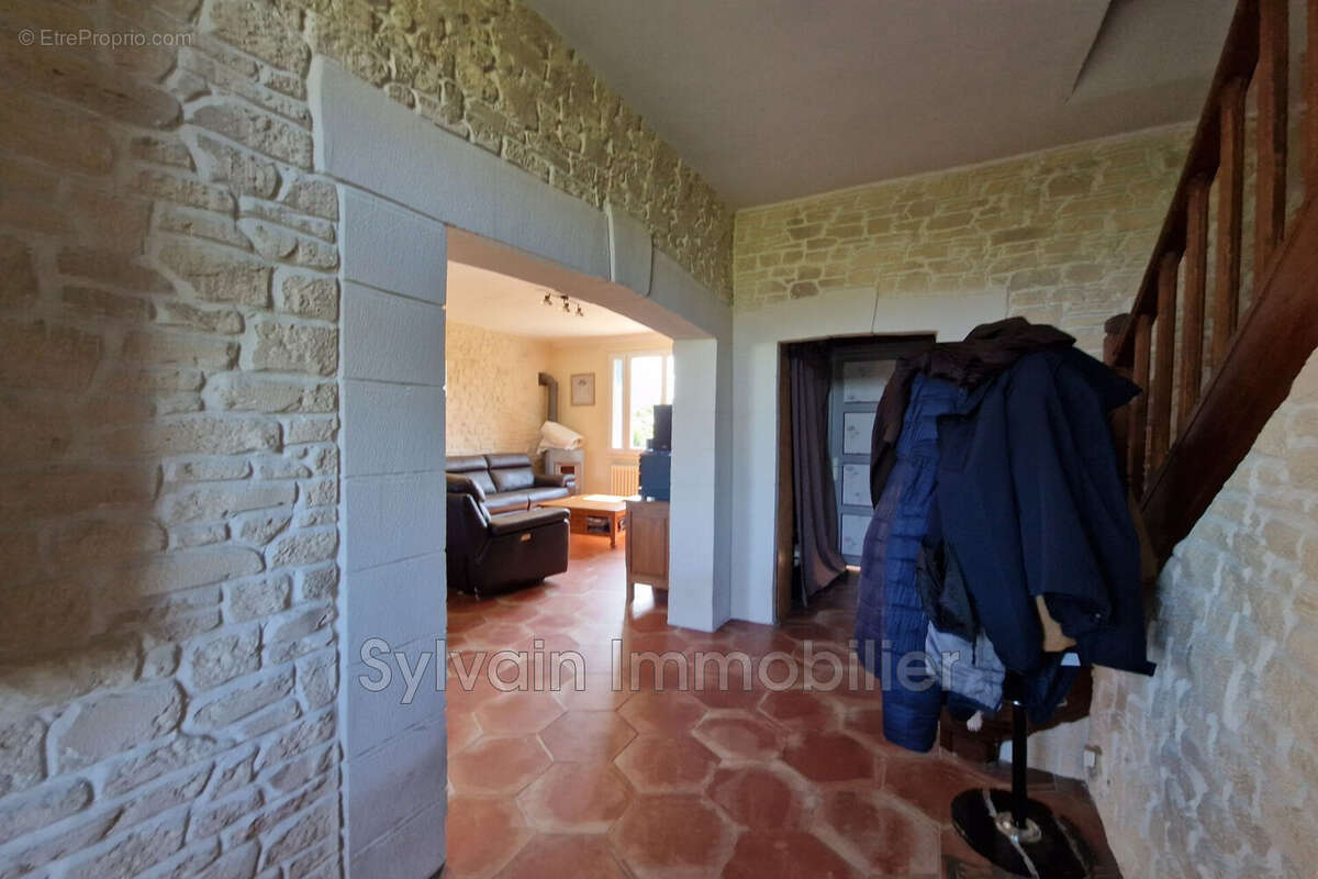 Maison 216 m² à Saint-Germer-De-Fly  - photo 9