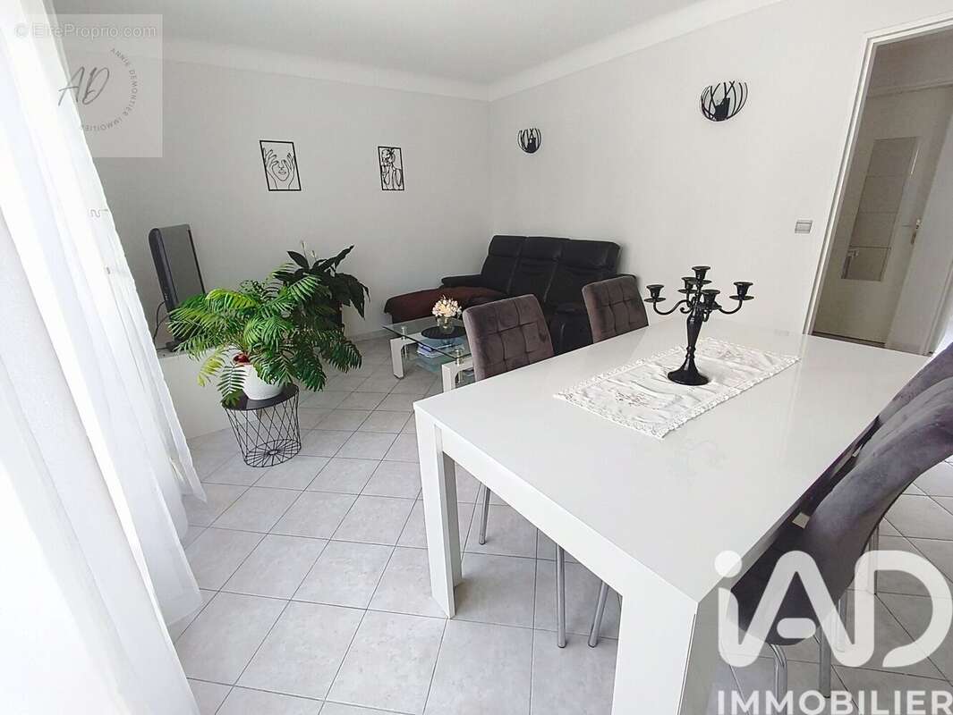 Photo 5 - Appartement à CHOISY-LE-ROI