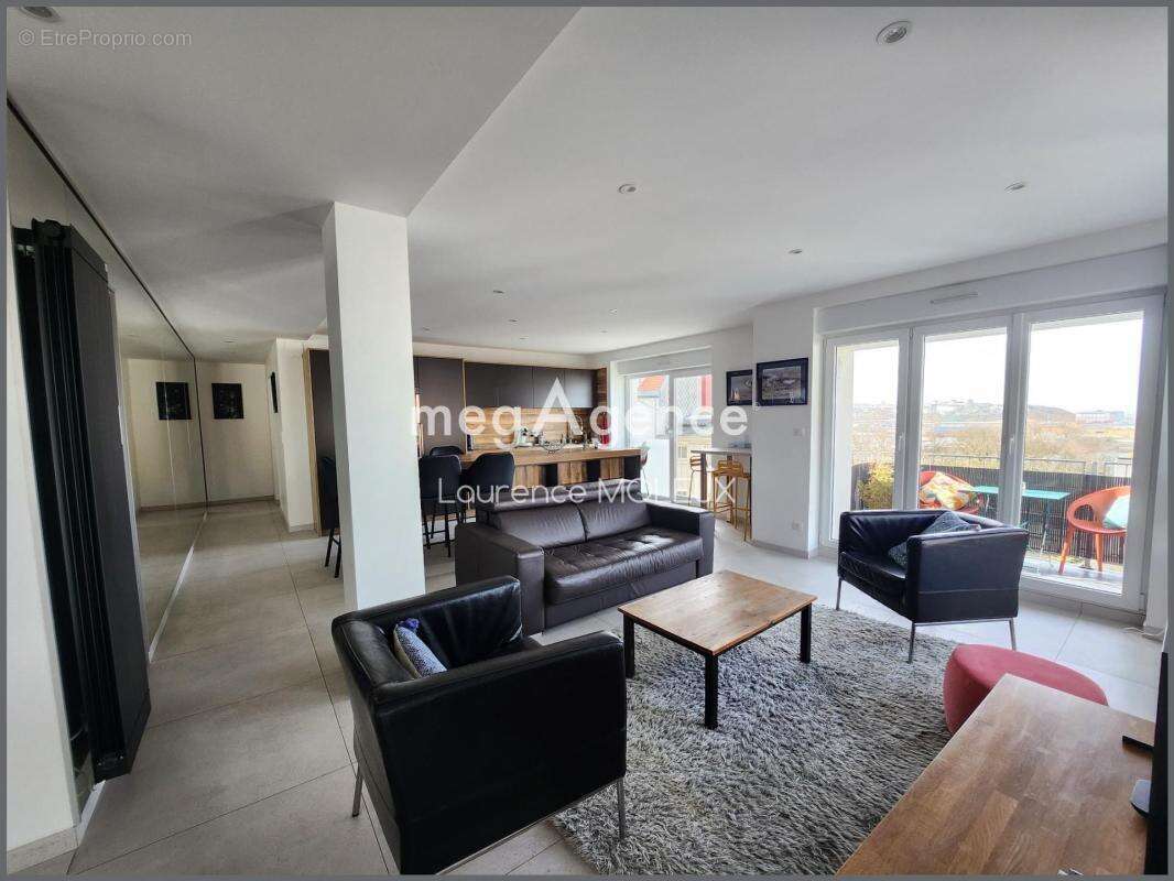 Appartement 98 m2- 5 pièces - photo 2