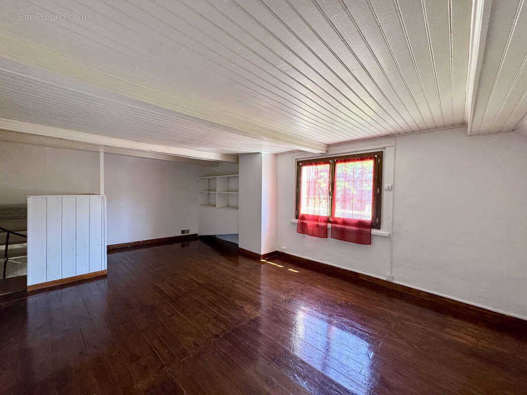 Maison à COULOMMIERS