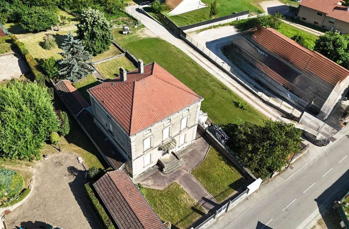 Maison à TREPT