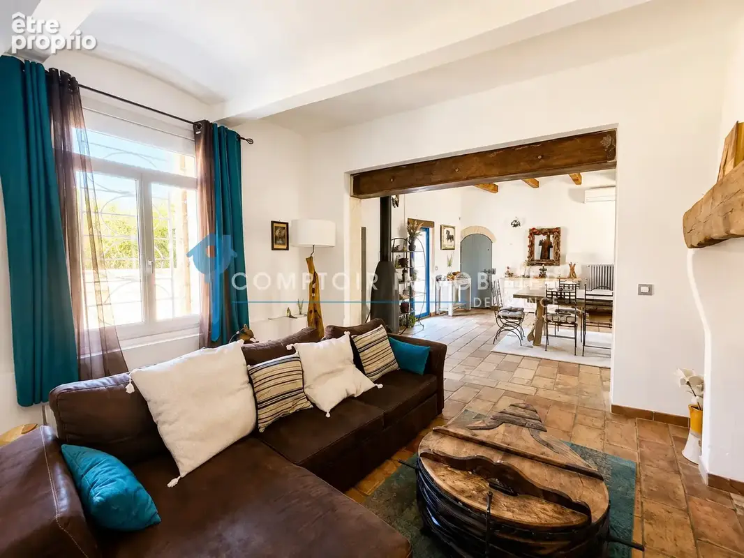 En Exclusivité Maison de village  d'environ 220 m2 hab entièrement rénové en 2021 sur 383 m2 de parcelle - photo 8
