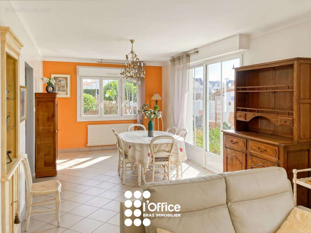 Maison les Sables d'Olonne - 7 pièces - 187m2 - photo 7