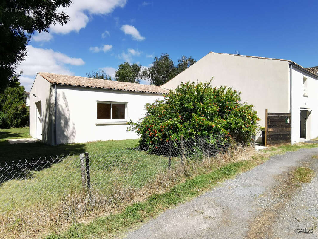 Maison à MEDIS