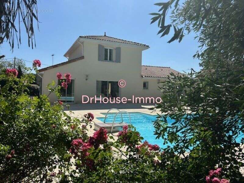 Maison à MIGNALOUX-BEAUVOIR