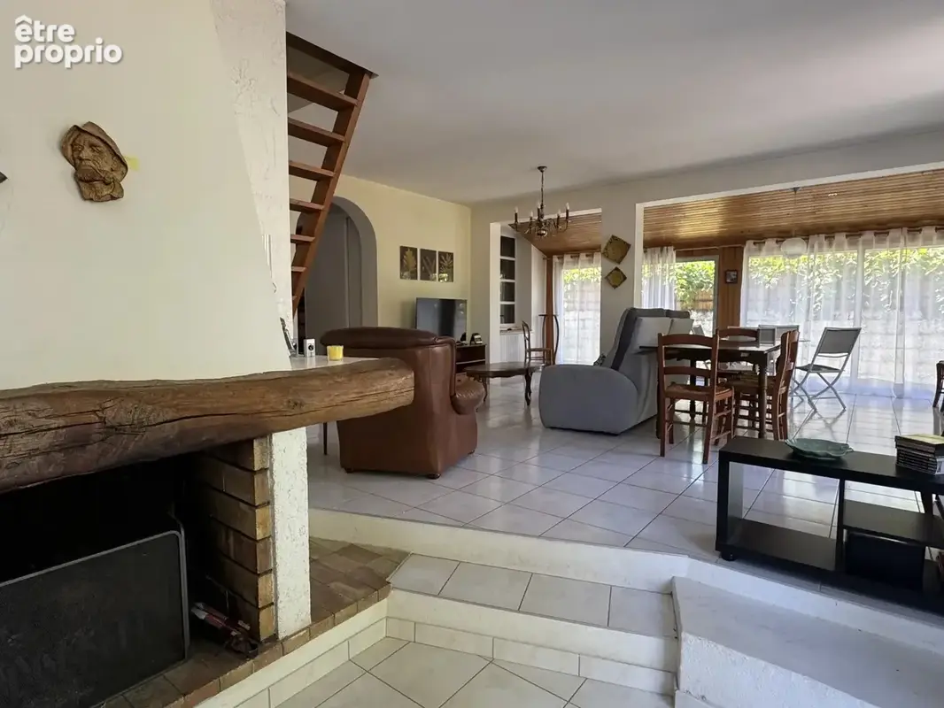 VERTOU Belle situation et très beau jardin de 970 m2 - photo 9