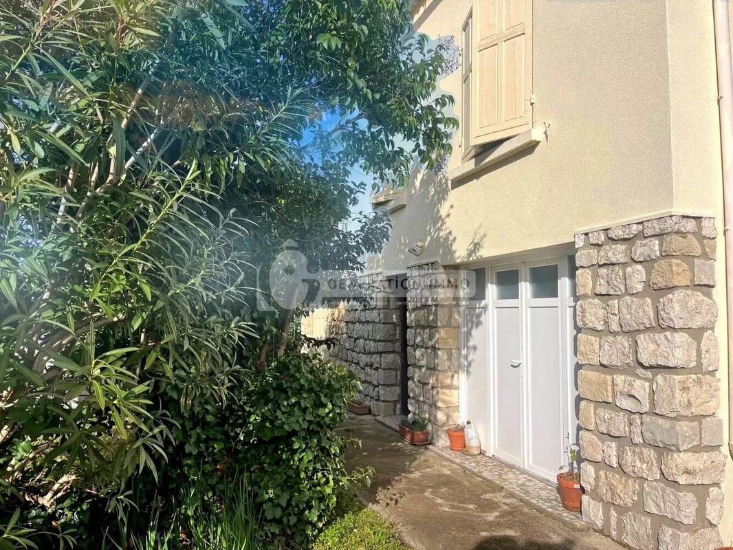 Maison à PORT-SAINT-LOUIS-DU-RHONE